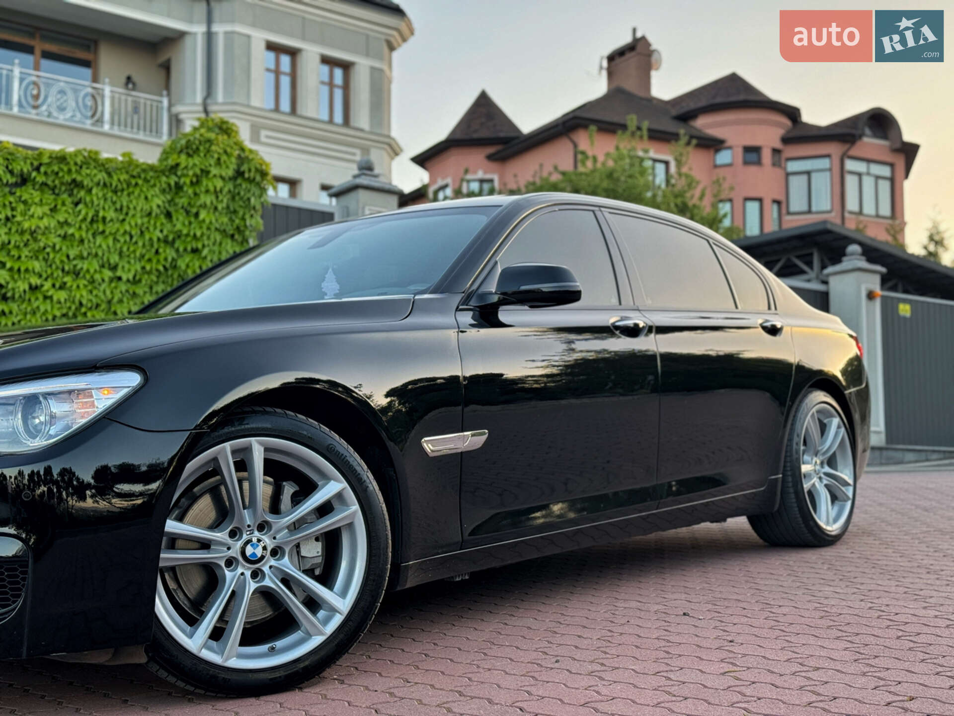 BMW 7 Series 2013 VIN WBAYE4C54ED138110 фото оголошення 9 з 71