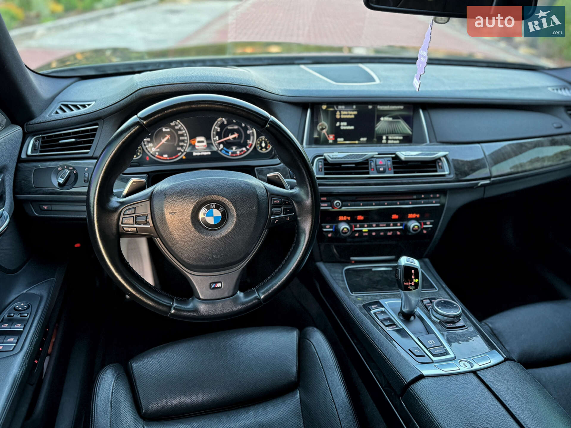 BMW 7 Series 2013 VIN WBAYE4C54ED138110 фото оголошення 37 з 71