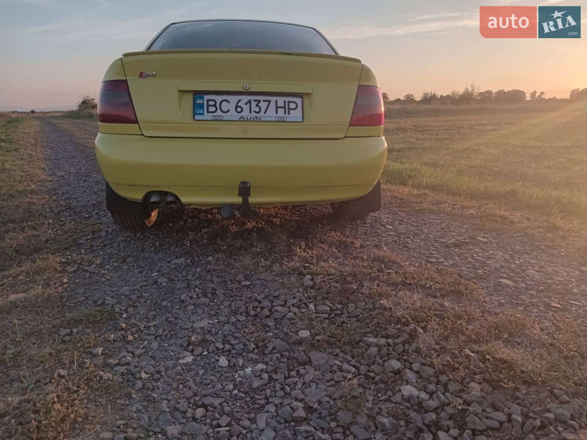 Audi A4 1997 VIN WAUZZZ8DZWA079265 фото оголошення 12 з 46