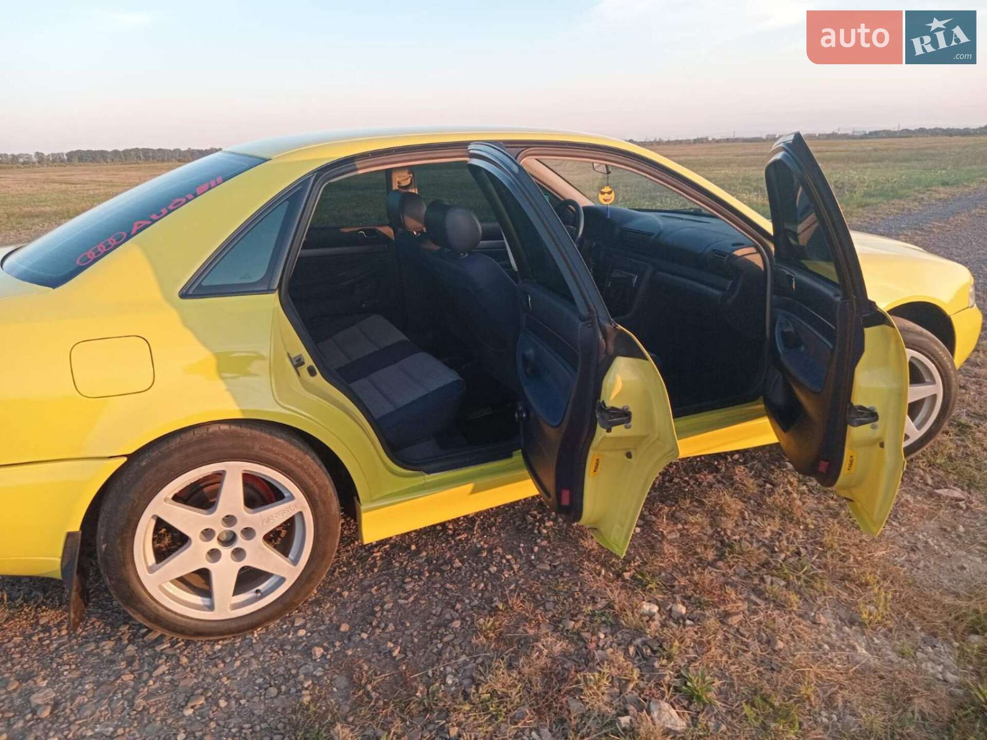 Audi A4 1997 VIN WAUZZZ8DZWA079265 фото оголошення 15 з 46