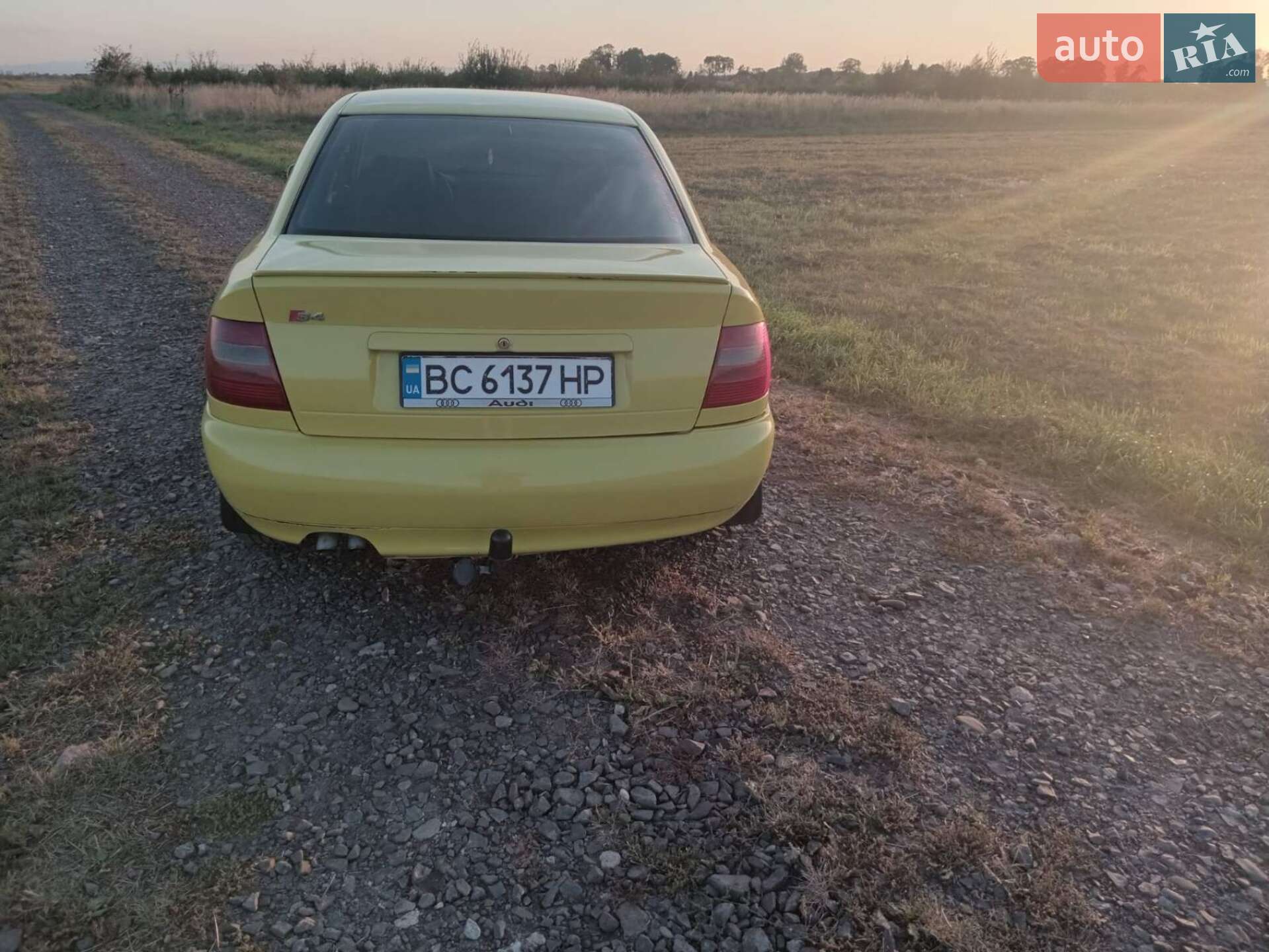 Audi A4 1997 VIN WAUZZZ8DZWA079265 фото оголошення 11 з 46