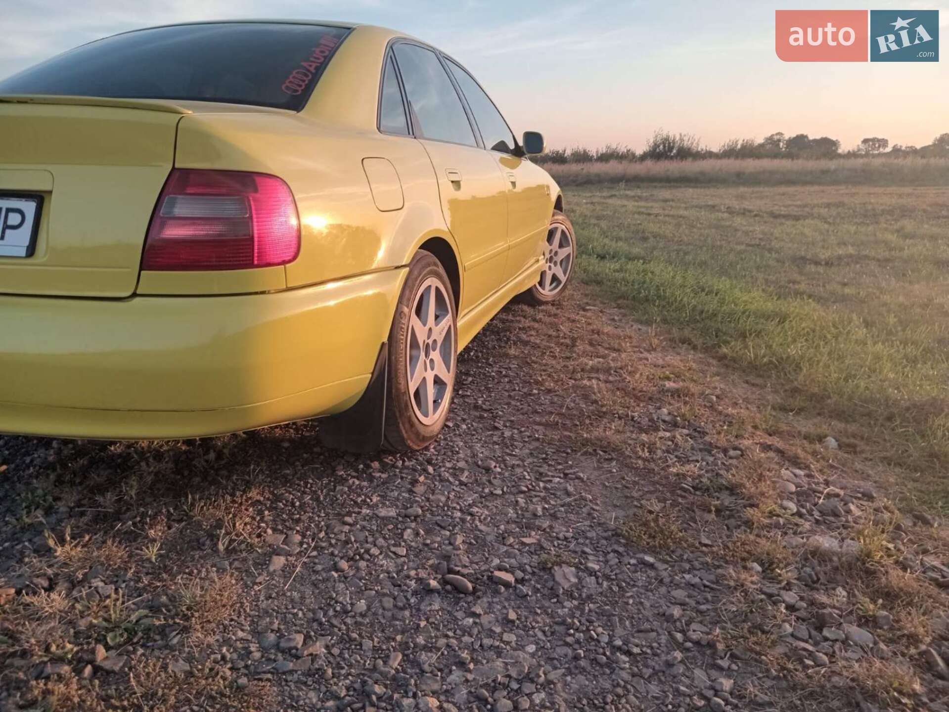 Audi A4 1997 VIN WAUZZZ8DZWA079265 фото оголошення 13 з 46