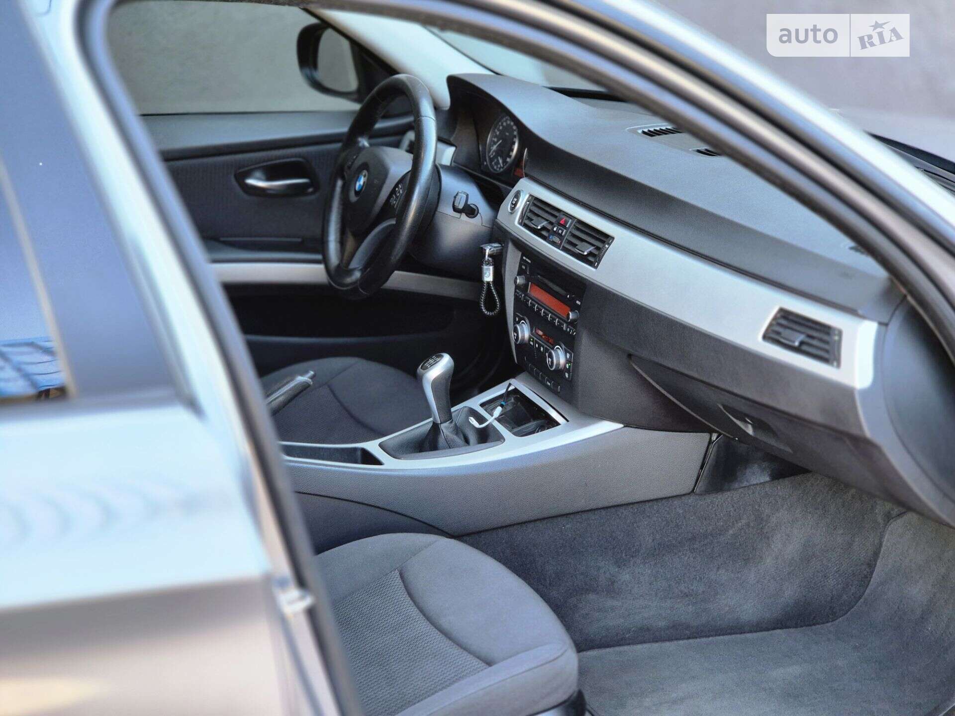 BMW 3 Series 2009 VIN WBAUS31070A528198 фото оголошення 9 з 19