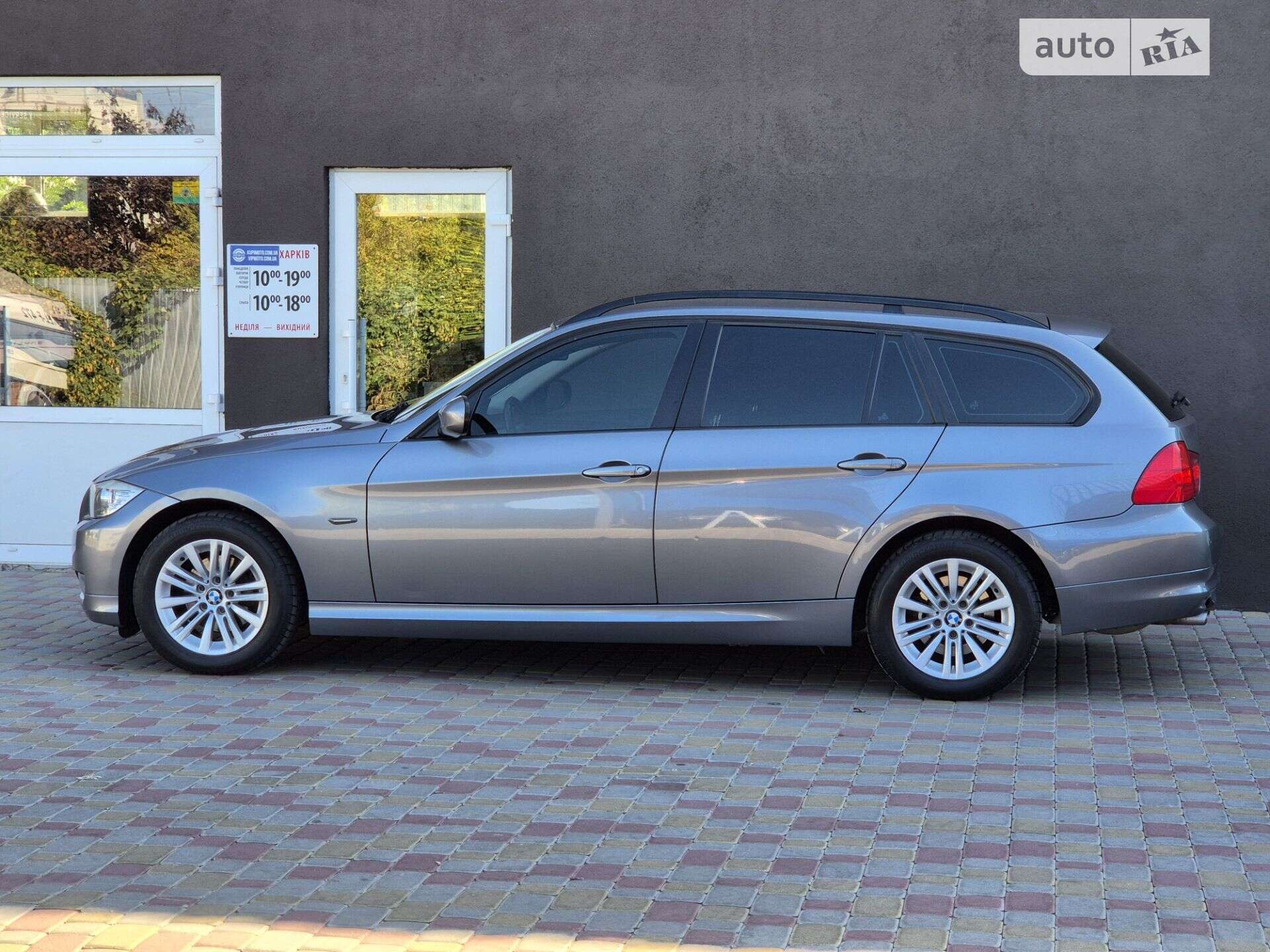 BMW 3 Series 2009 VIN WBAUS31070A528198 фото оголошення 3 з 19