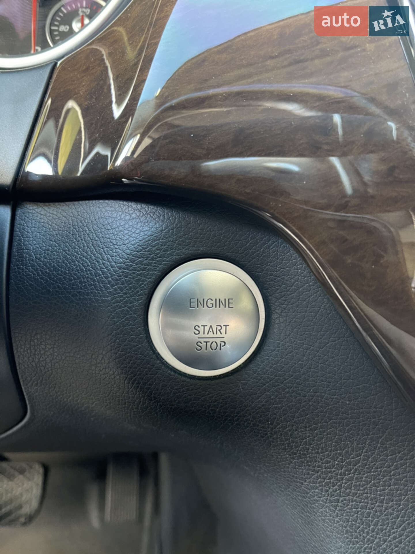 Mercedes-Benz GLS-Class 2016 VIN 4JGDF6EE8HA755809 фото оголошення 18 з 23