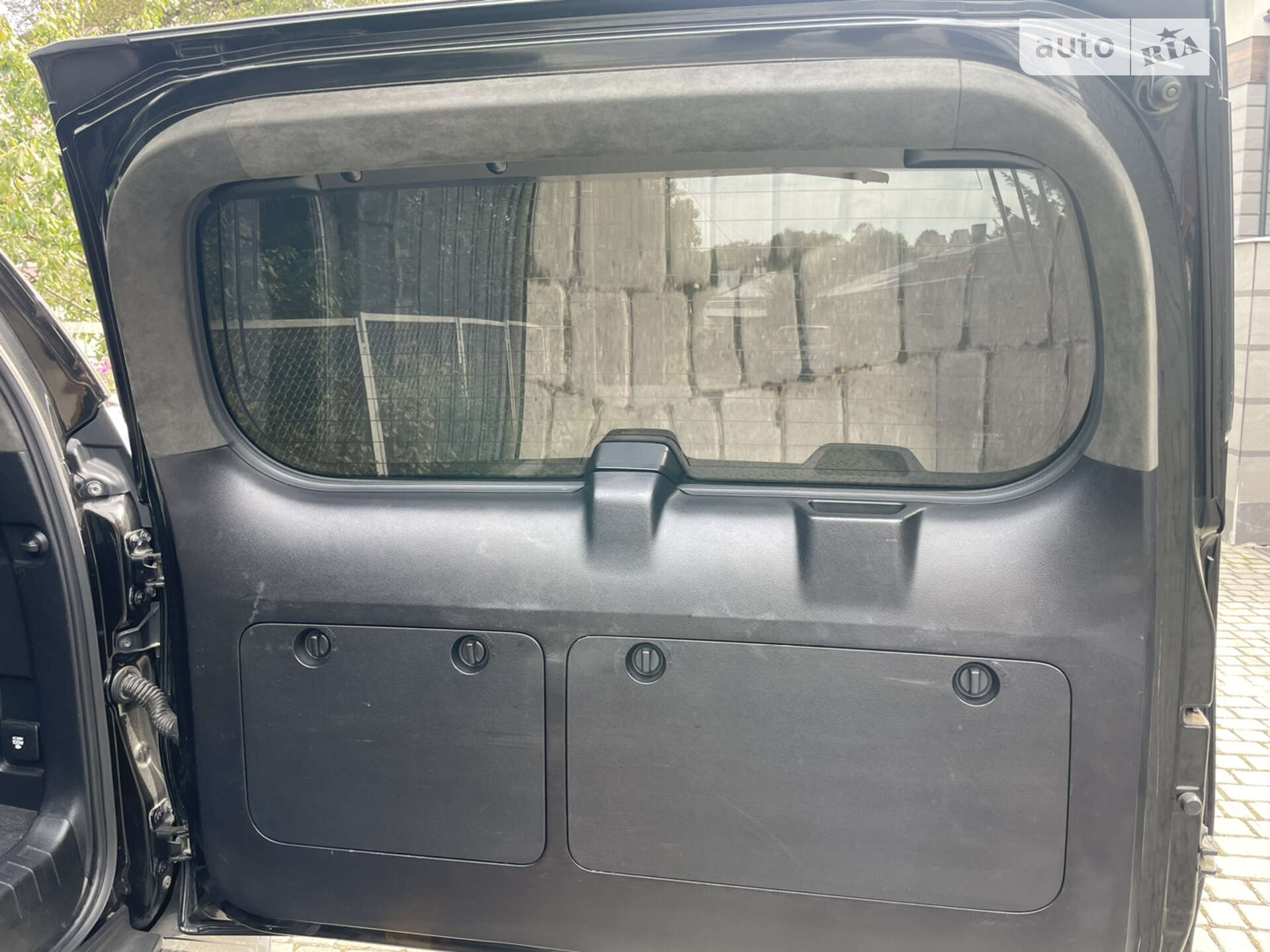 Lexus GX 2014 VIN JTJJM7FX405091733 фото оголошення 26 з 29