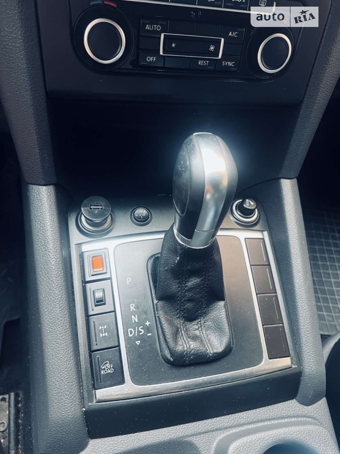 Volkswagen Amarok 2013 VIN WV1ZZZ2HZEH007682 фото оголошення 11 з 34
