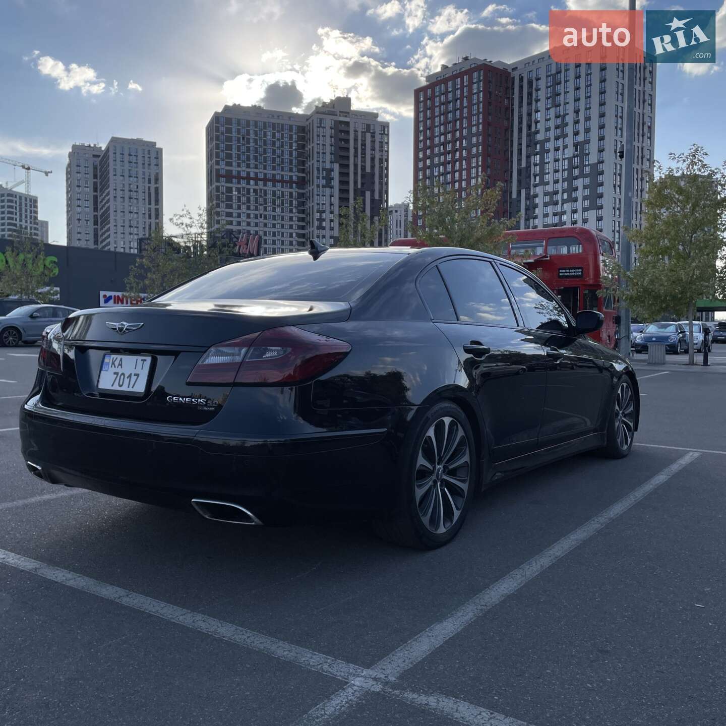 Hyundai Genesis 2011 VIN KMHGC4DH1CU162743 фото оголошення 2 з 18
