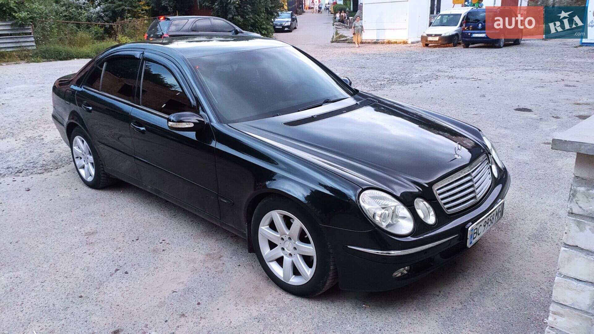 Mercedes-Benz E-Class 2003 VIN WDB2110061A439031 фото оголошення 10 з 51