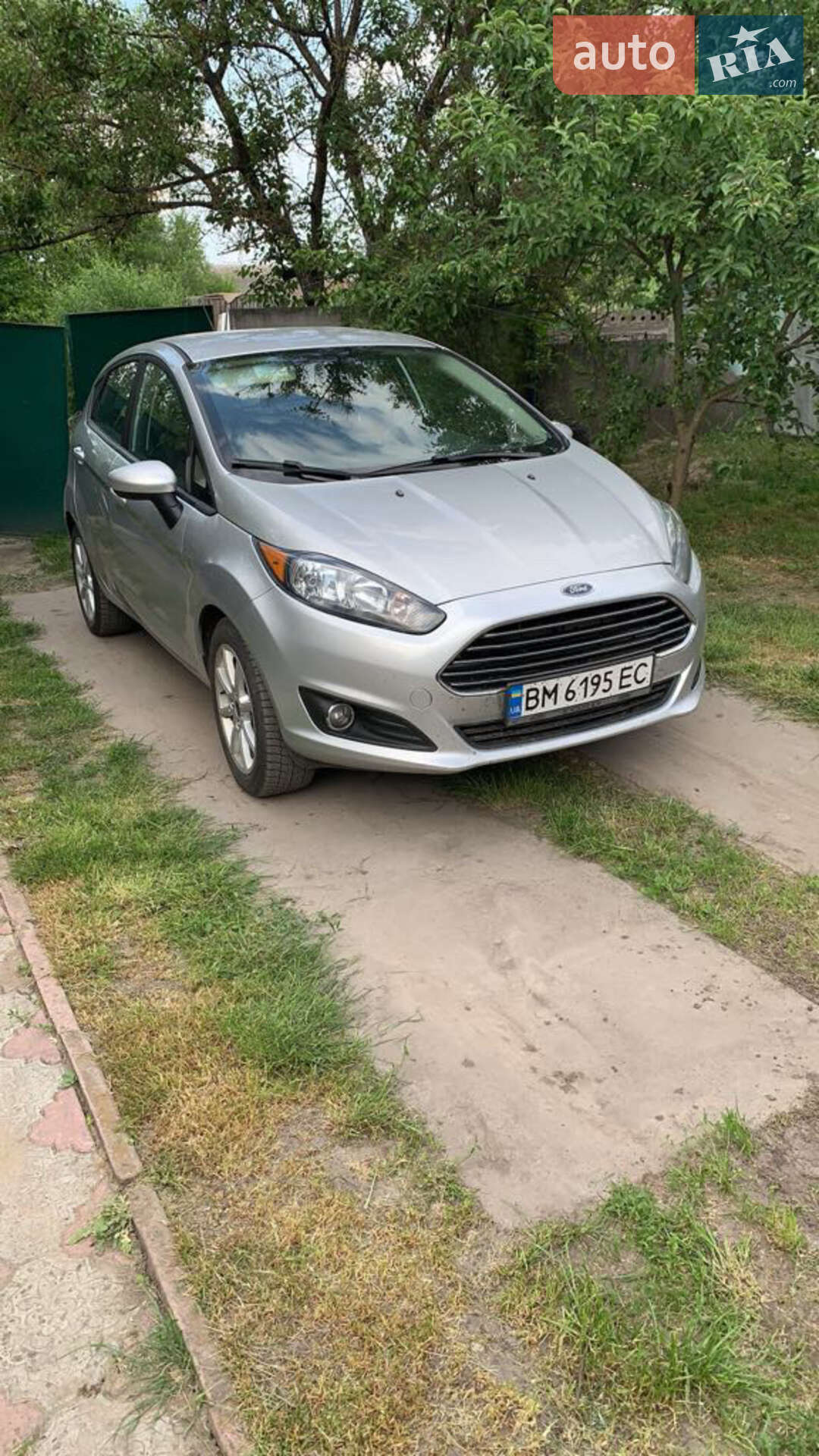 Ford Fiesta 2019 VIN 3FADP4EJ3KM136943 фото оголошення 8 з 19