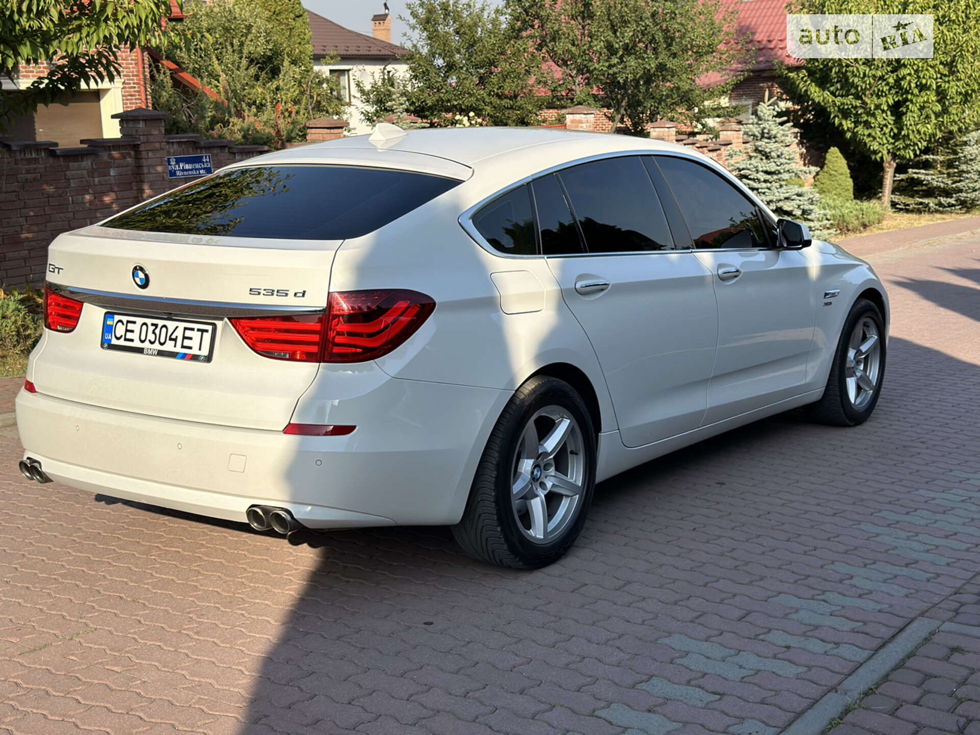 BMW 5 Series GT 2010 VIN WBASP81060C353372 фото оголошення 8 з 29