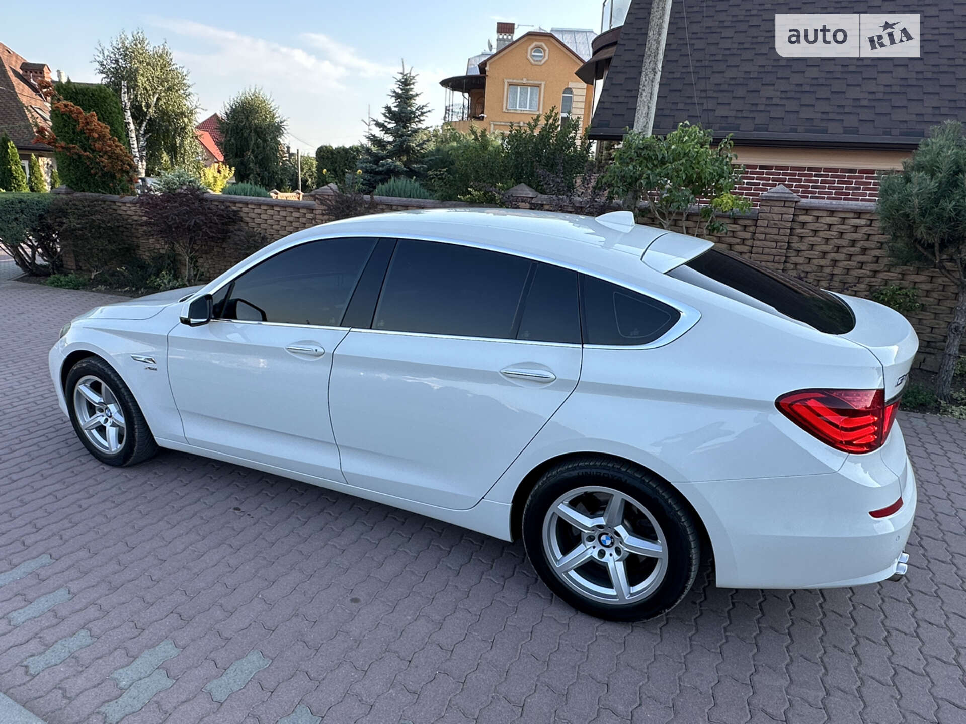 BMW 5 Series GT 2010 VIN WBASP81060C353372 фото оголошення 7 з 29