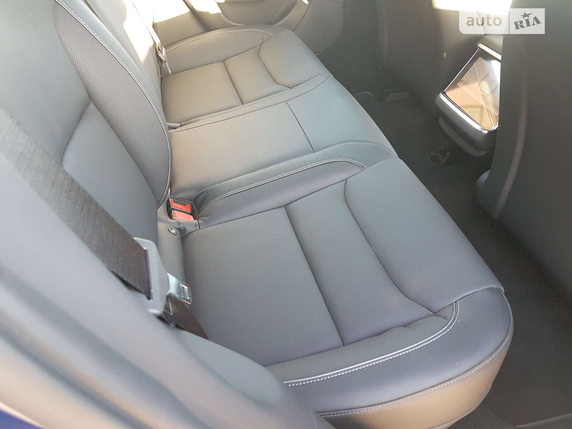 Tesla Model S 2022 VIN 5YJSA1E6XNF479397 фото оголошення 13 з 35