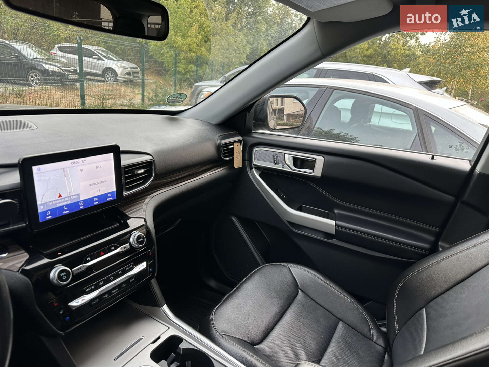 Ford Explorer 2021 VIN 1FM5K8FW1MNA19607 фото оголошення 21 з 28