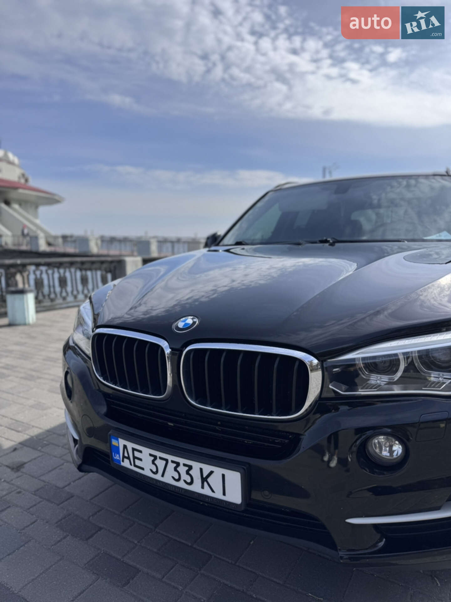 BMW X5 2015 VIN WBALS010400K98863 фото оголошення 2 з 32