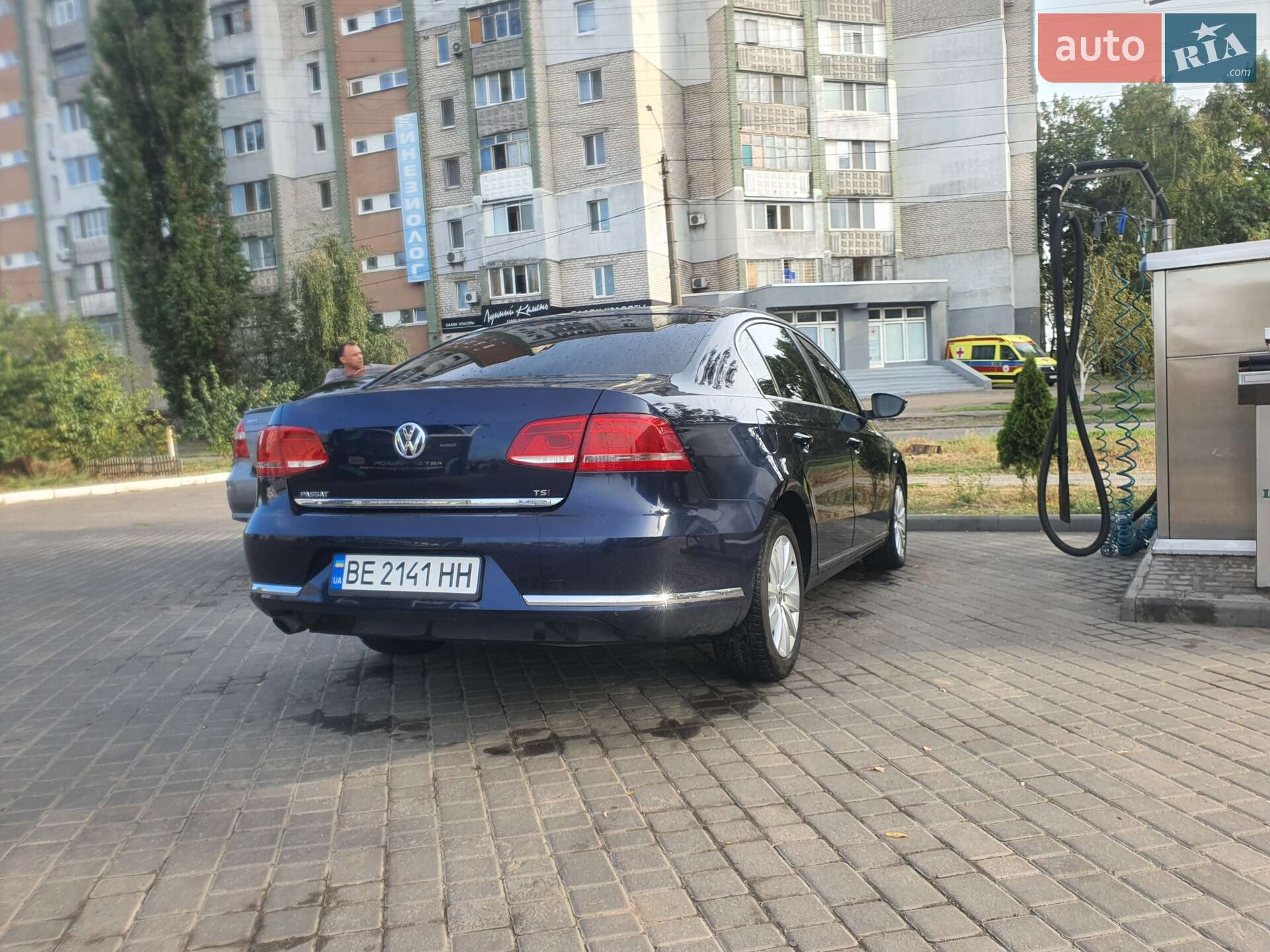 Volkswagen Passat 2011 VIN WVWZZZ3CZBP321820 фото оголошення 8 з 9