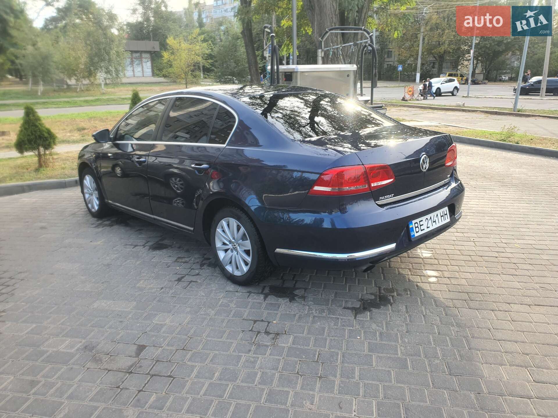 Volkswagen Passat 2011 VIN WVWZZZ3CZBP321820 фото оголошення 9 з 9