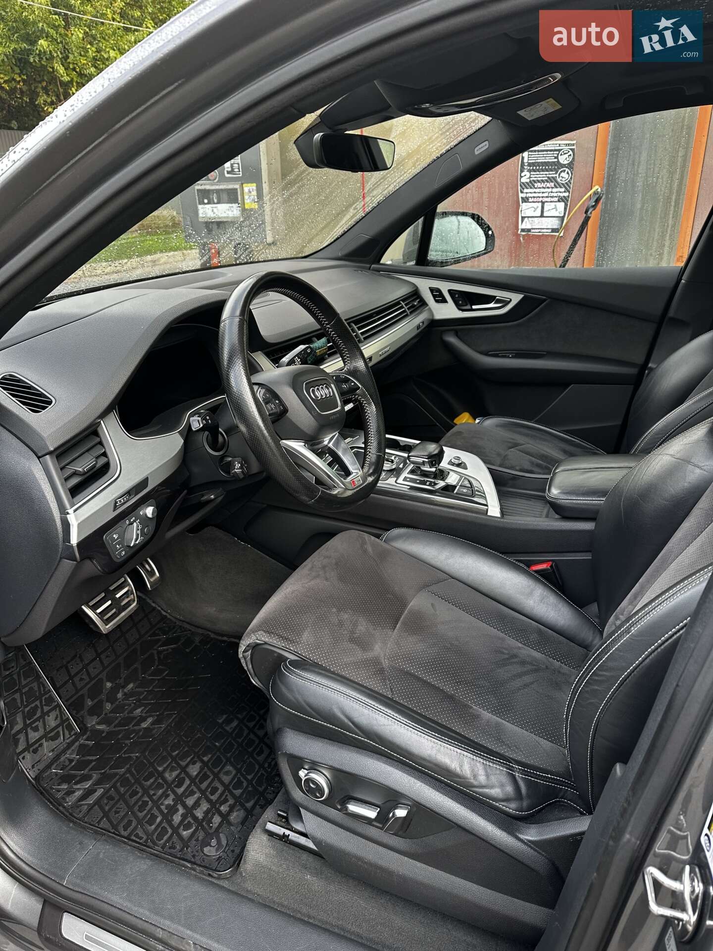Audi Q7 2017 VIN WA1LAAF70HD046205 фото оголошення 6 з 16