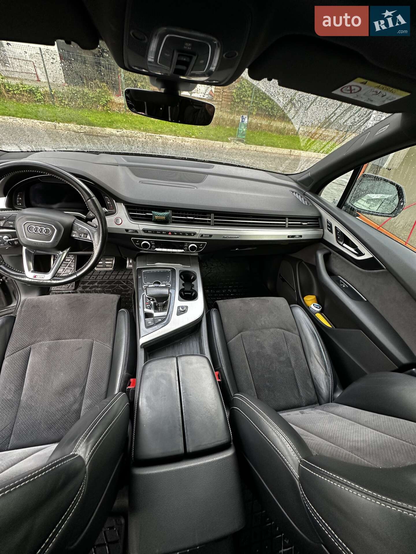Audi Q7 2017 VIN WA1LAAF70HD046205 фото оголошення 11 з 16
