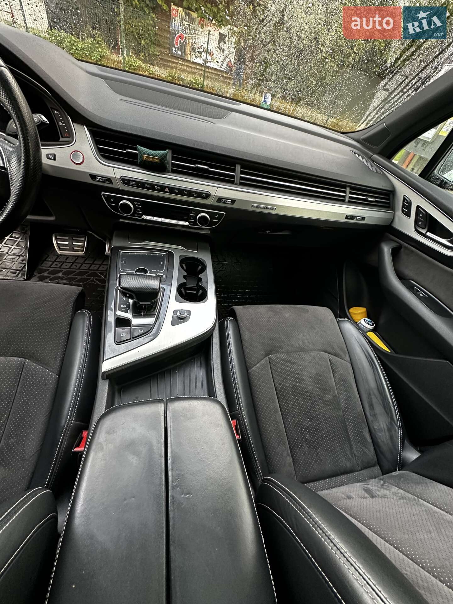 Audi Q7 2017 VIN WA1LAAF70HD046205 фото оголошення 12 з 16