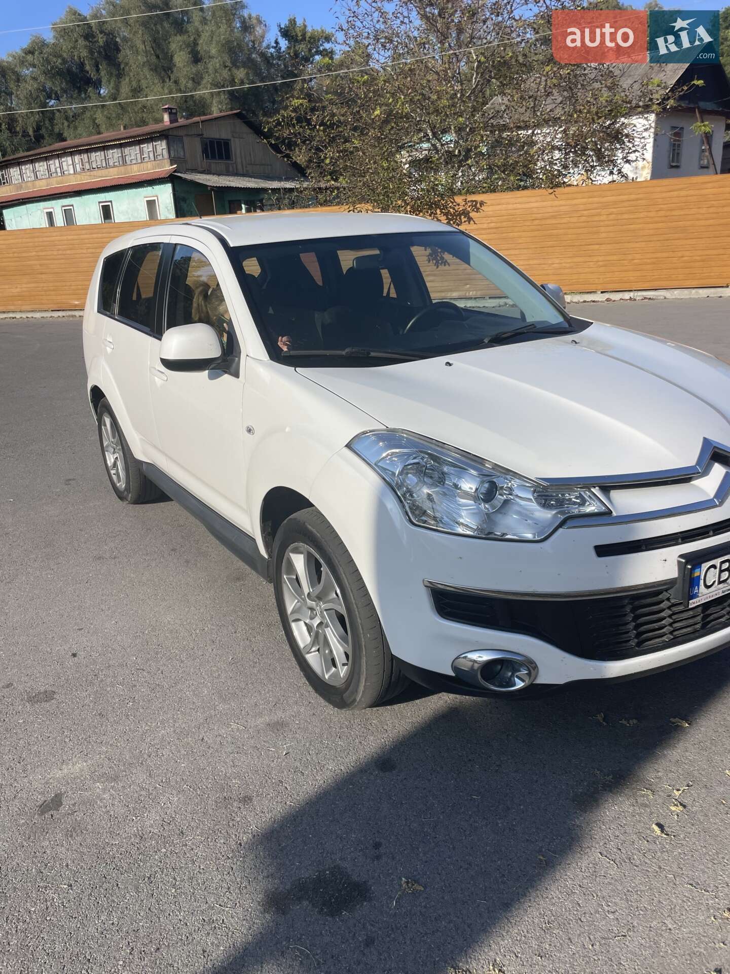 Citroen C-Crosser 2010 VIN VF7VU4HK8BU900886 фото оголошення 4 з 13