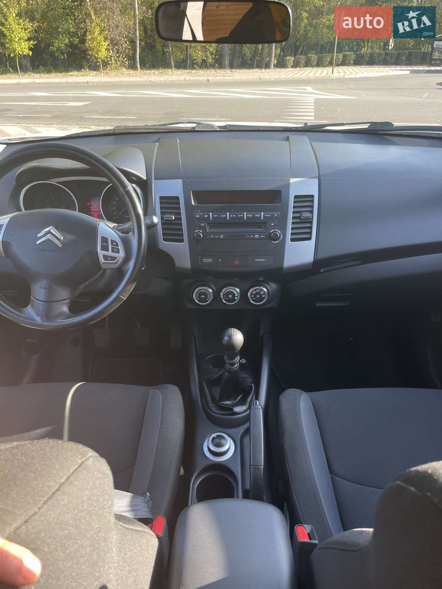 Citroen C-Crosser 2010 VIN VF7VU4HK8BU900886 фото оголошення 12 з 13