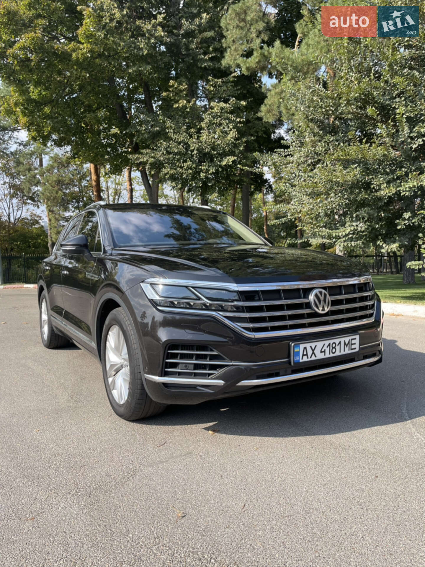 Volkswagen Touareg 2018 VIN WVGZZZCRZKD003188 фото оголошення 4 з 58