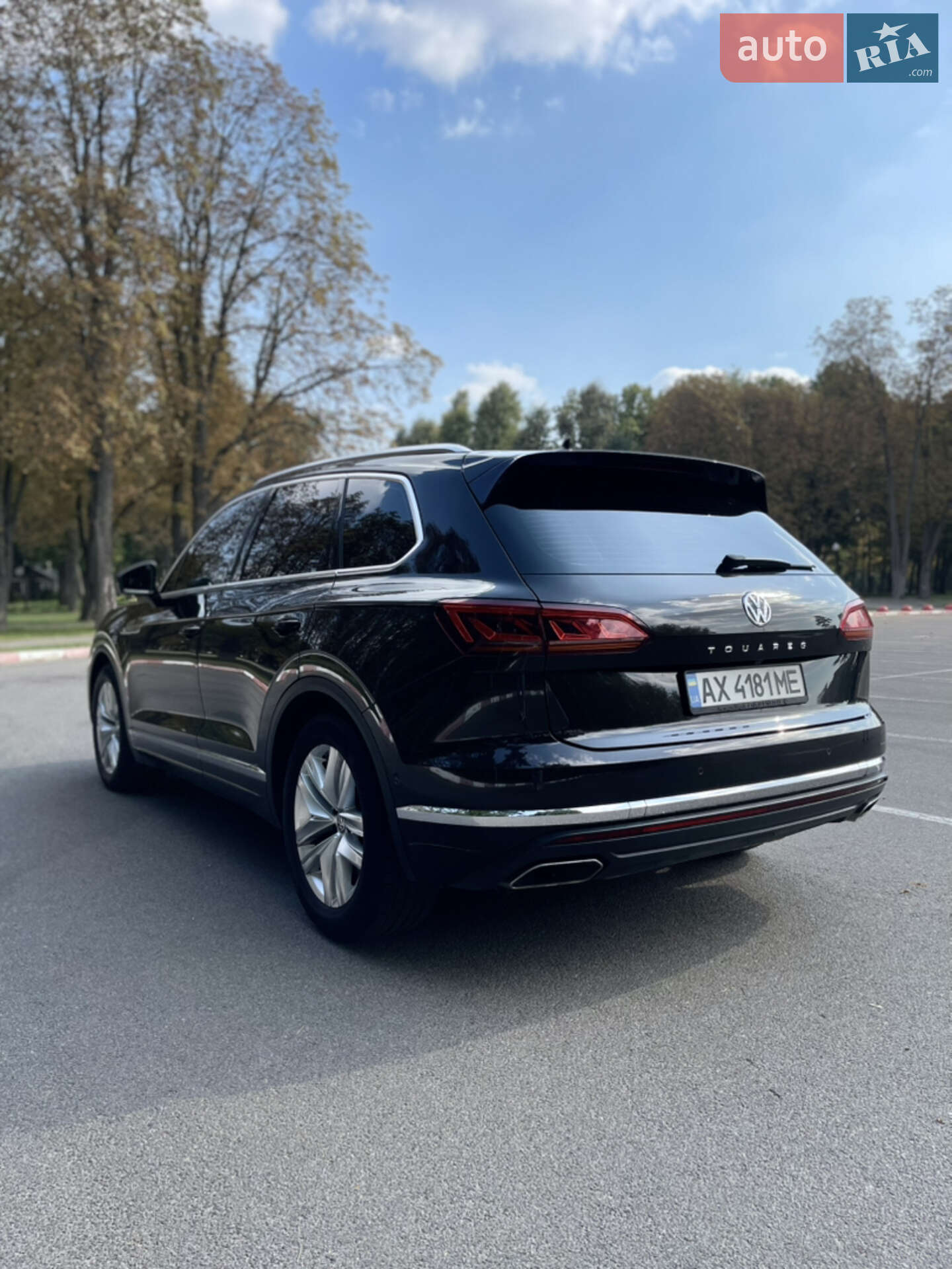 Volkswagen Touareg 2018 VIN WVGZZZCRZKD003188 фото оголошення 5 з 58