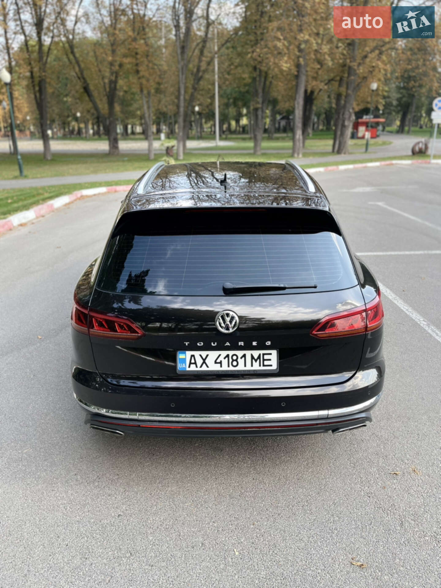 Volkswagen Touareg 2018 VIN WVGZZZCRZKD003188 фото оголошення 6 з 58