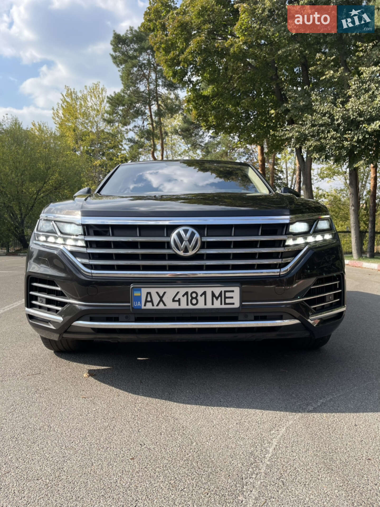 Volkswagen Touareg 2018 VIN WVGZZZCRZKD003188 фото оголошення 12 з 58