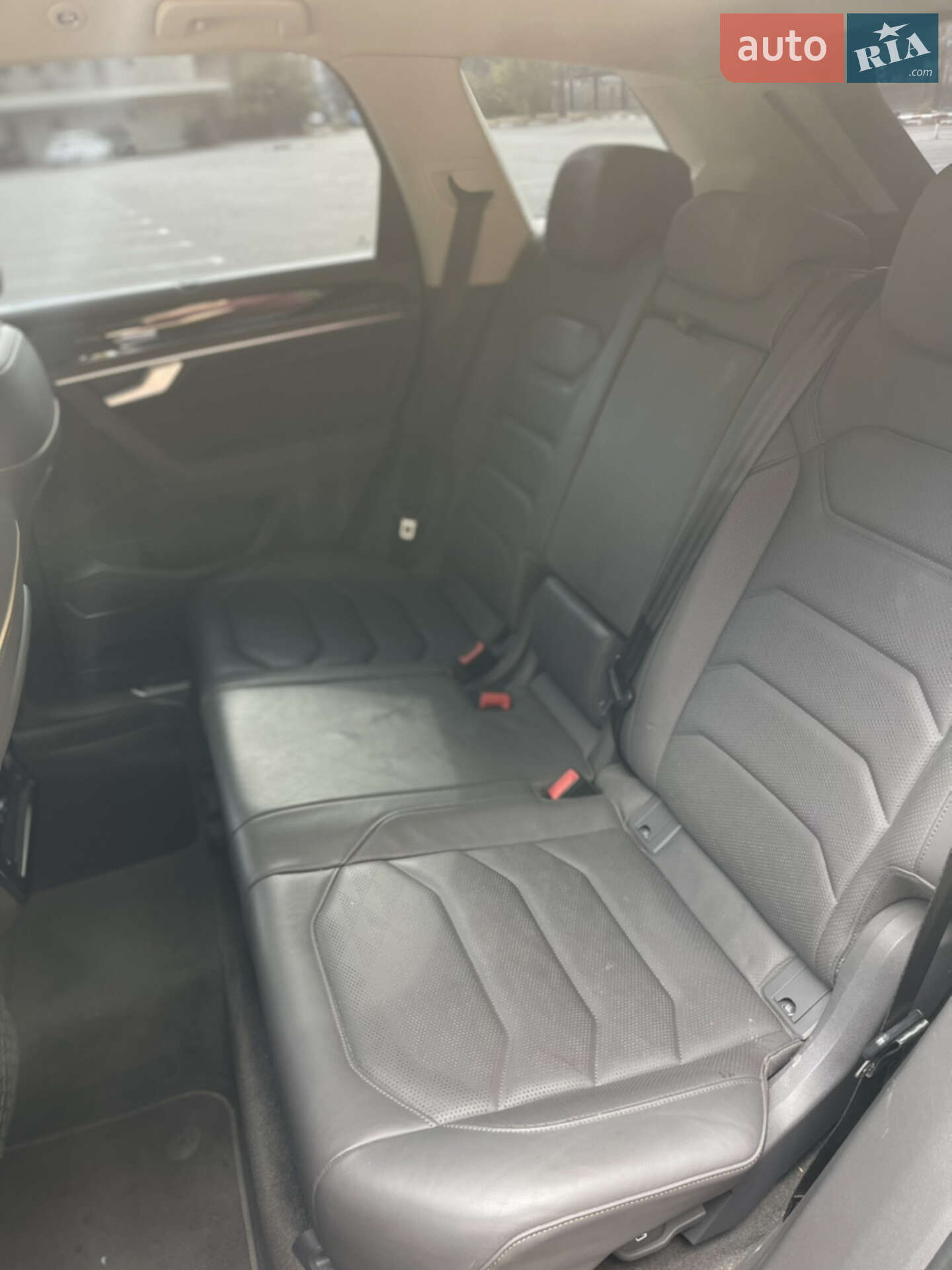 Volkswagen Touareg 2018 VIN WVGZZZCRZKD003188 фото оголошення 34 з 58