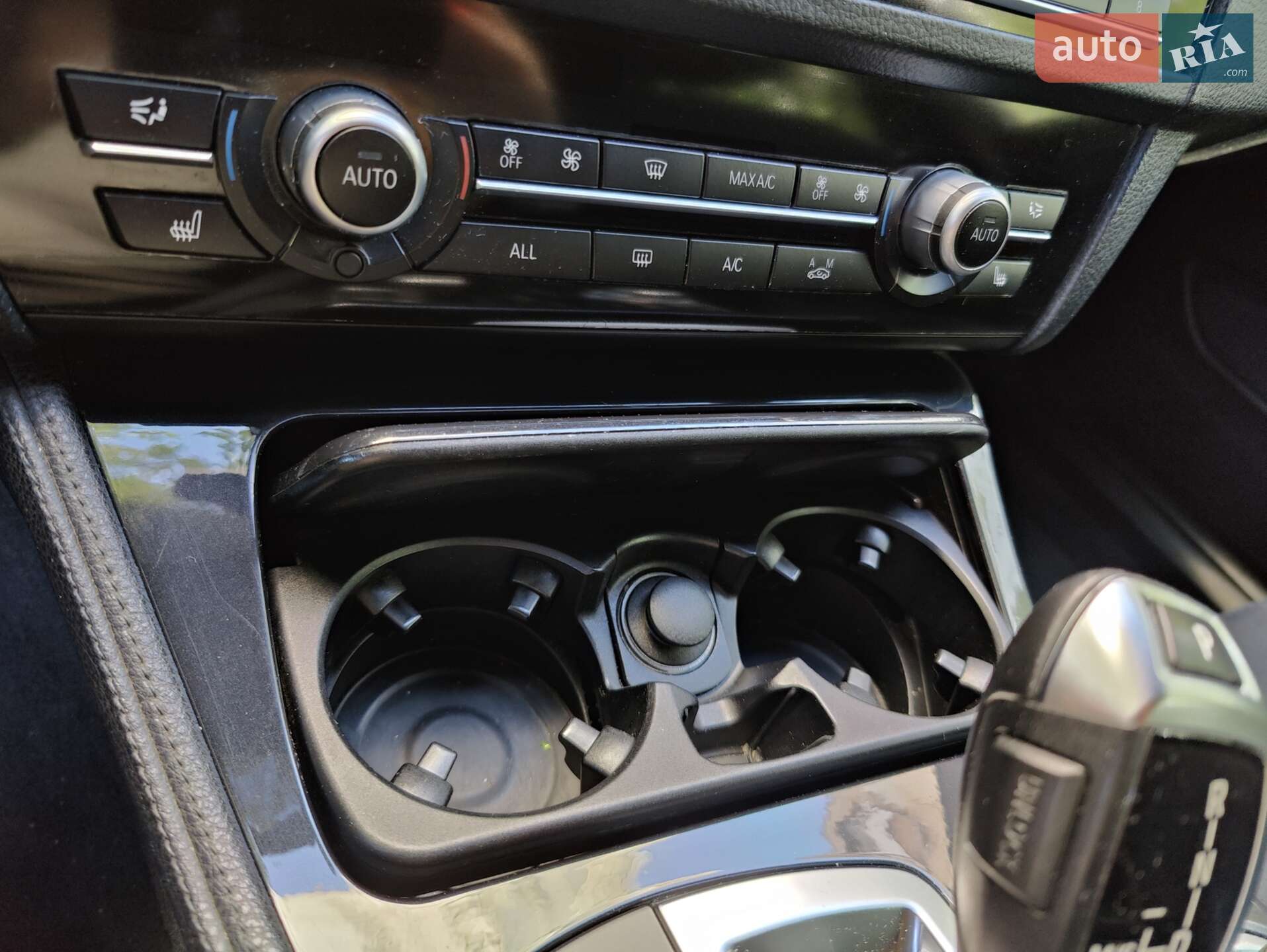 BMW 5 Series 2013 VIN WBAMX11080DY16042 фото оголошення 15 з 21