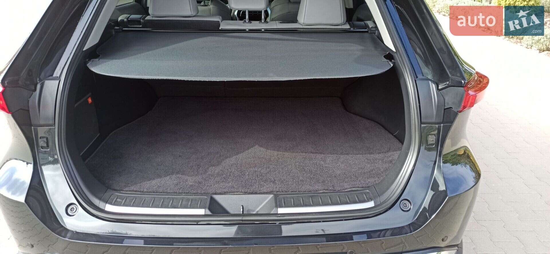 Toyota Venza 2021 VIN JTEAAAAH9MJ058101 фото оголошення 15 з 20