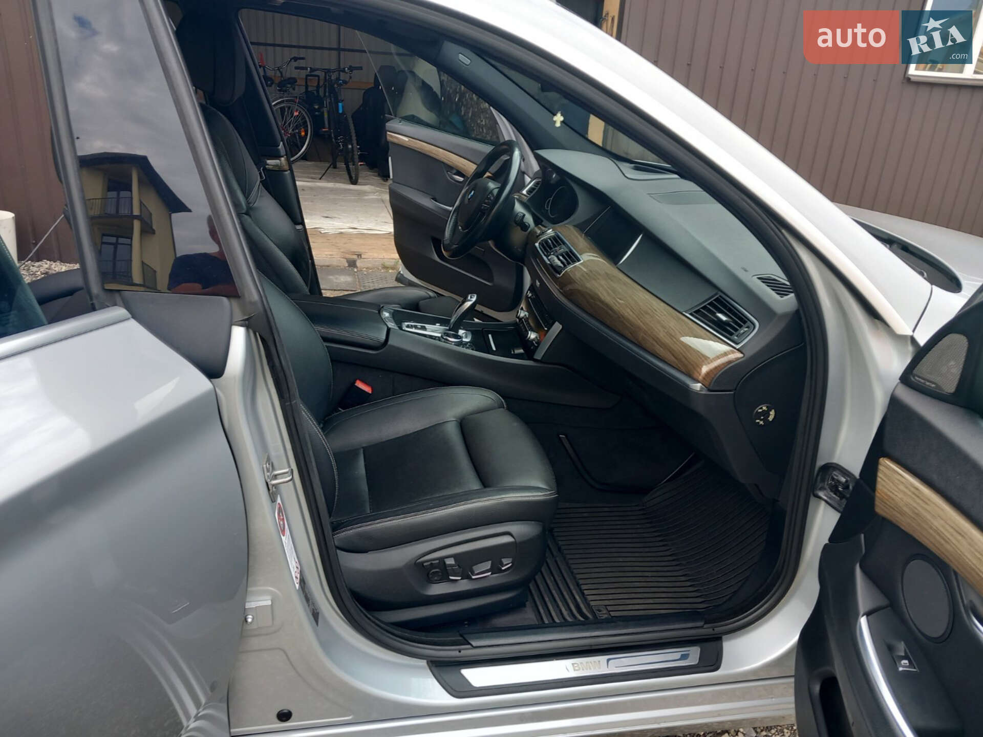 BMW 5 Series GT 2013 VIN WBA5N21080DZ39744 фото оголошення 12 з 22