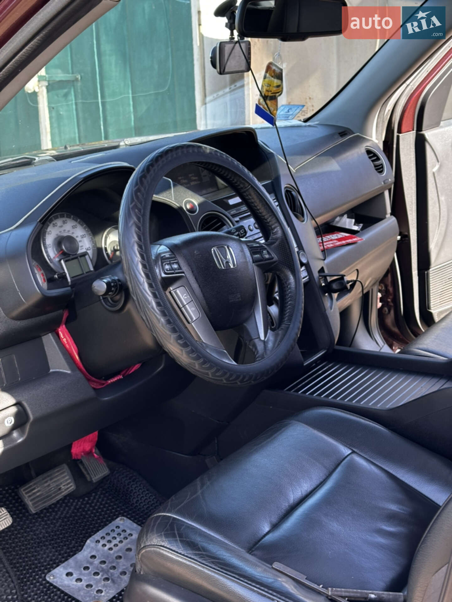 Honda Pilot 2014 VIN 5FNYF4H57FB002329 фото оголошення 16 з 33
