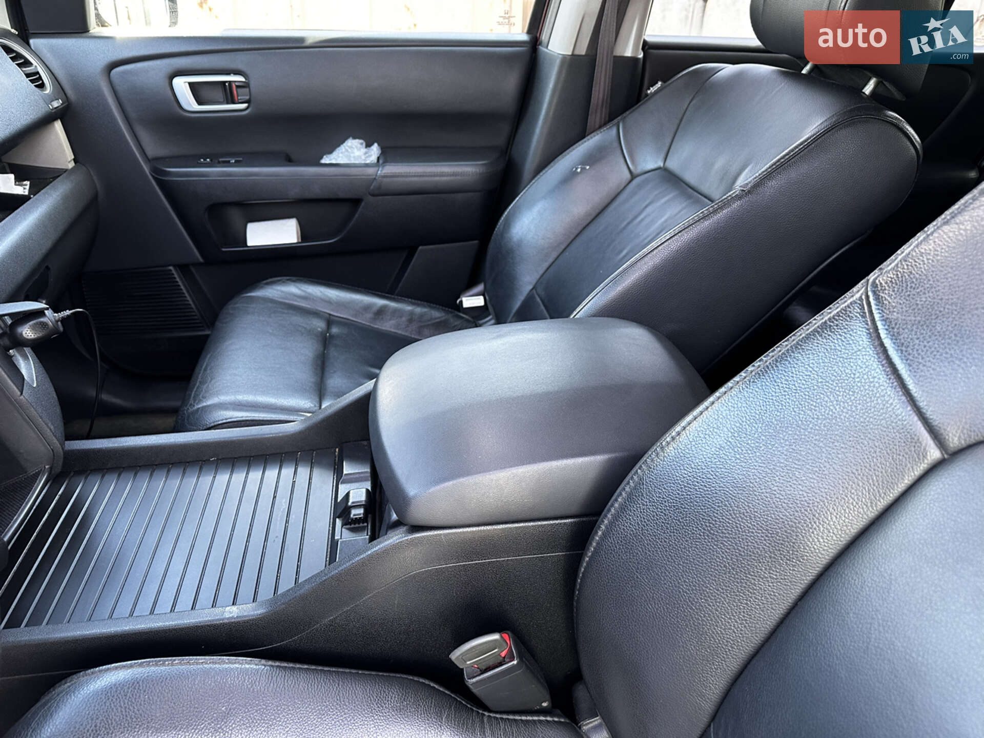 Honda Pilot 2014 VIN 5FNYF4H57FB002329 фото оголошення 29 з 33