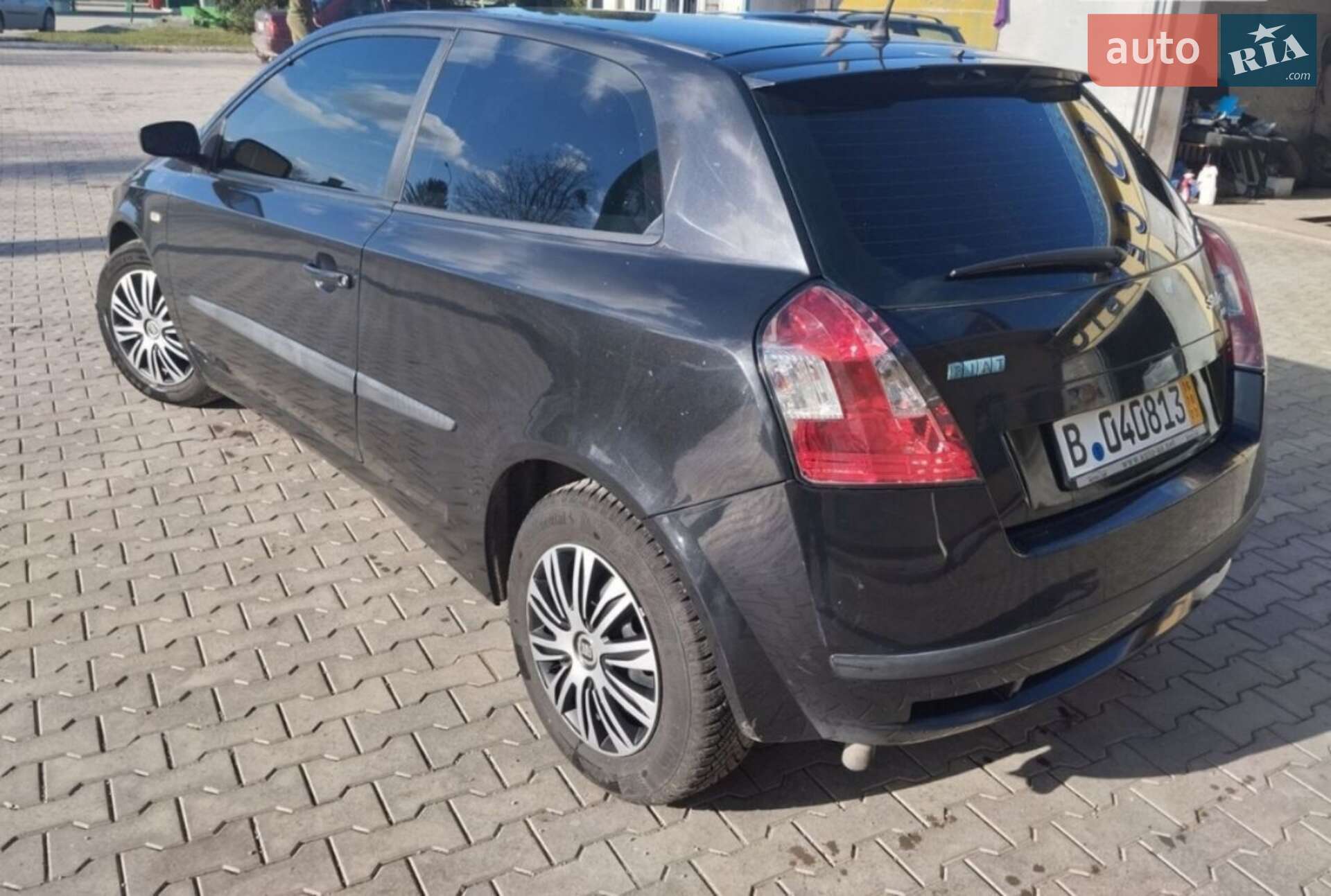 Fiat Stilo 2003 VIN ZFA19200000396078 фото оголошення 4 з 12