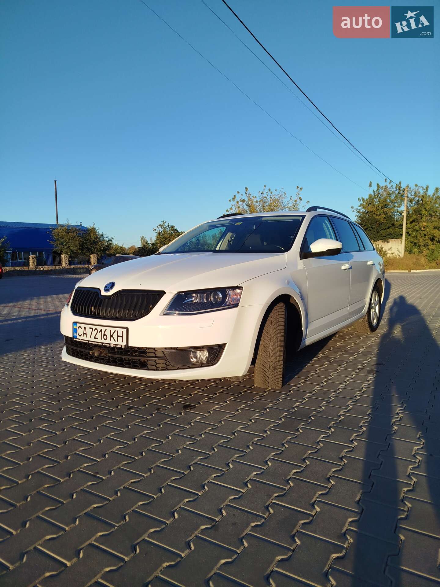 Skoda Octavia 2016 VIN TMBLJ7NE4H0081023 фото оголошення 3 з 19