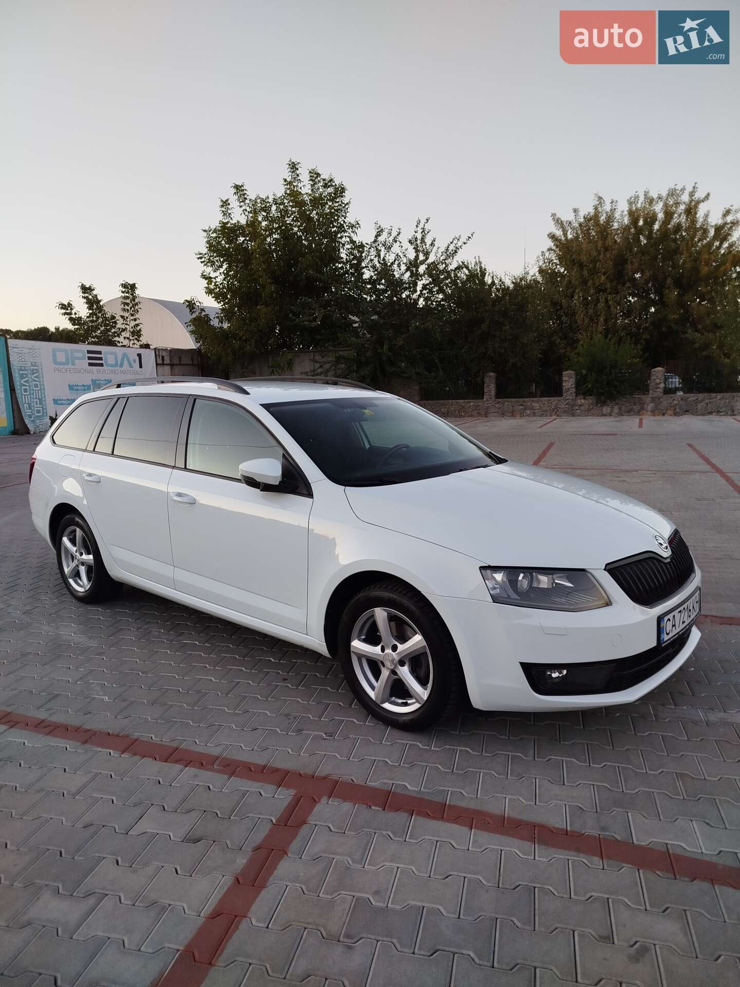 Skoda Octavia 2016 VIN TMBLJ7NE4H0081023 фото оголошення 14 з 19