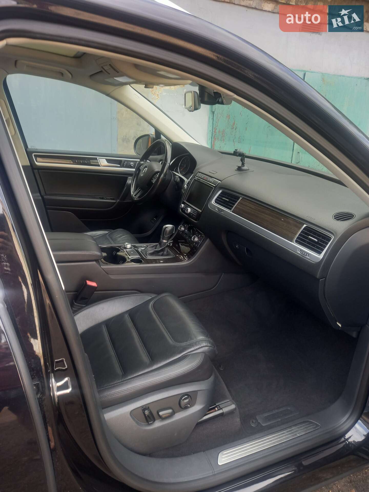 Volkswagen Touareg 2014 VIN WVGEP9BP1FD002188 фото оголошення 17 з 22