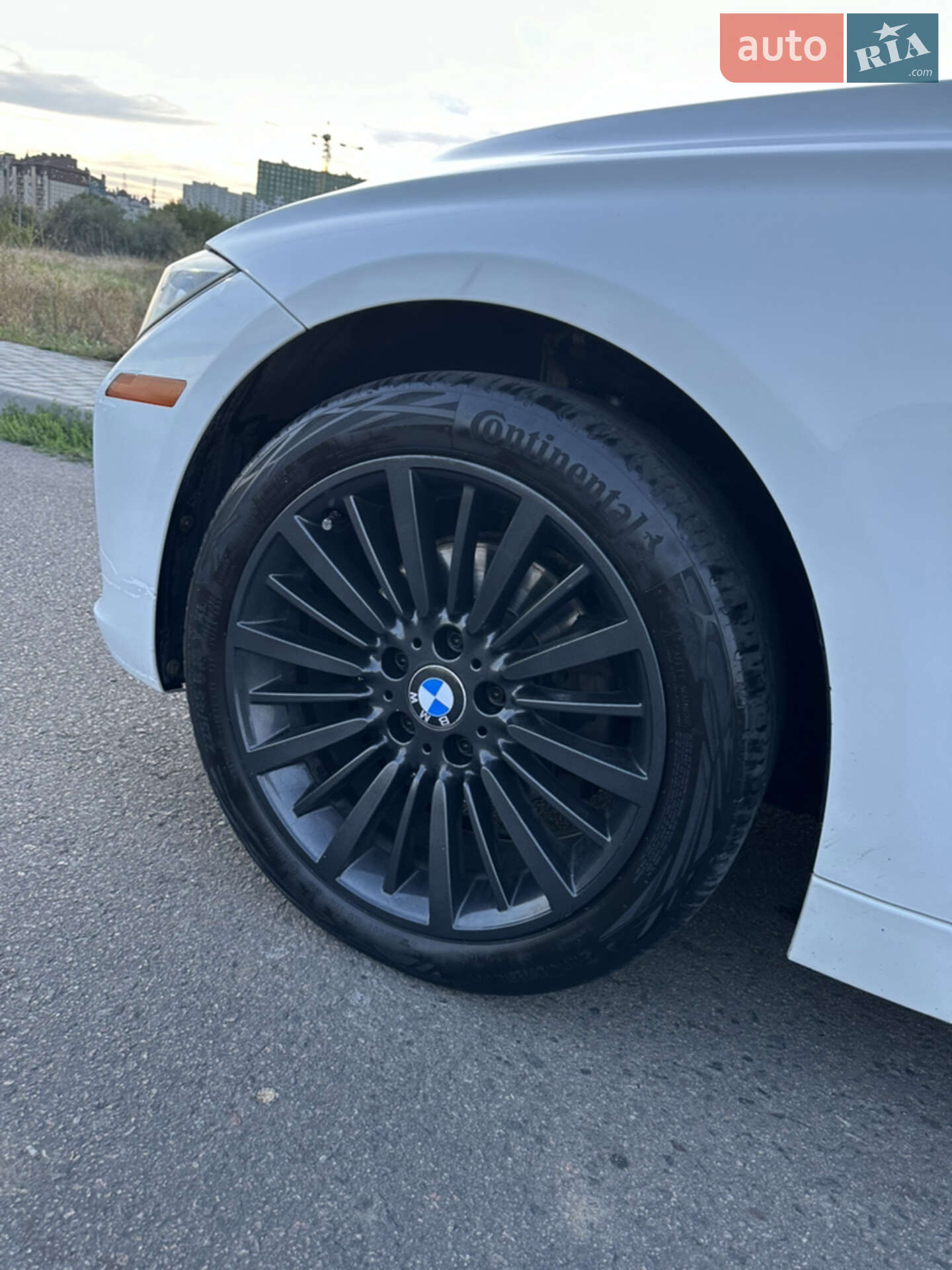 BMW 3 Series 2012 VIN WBA3B3C55DF531694 фото оголошення 4 з 9