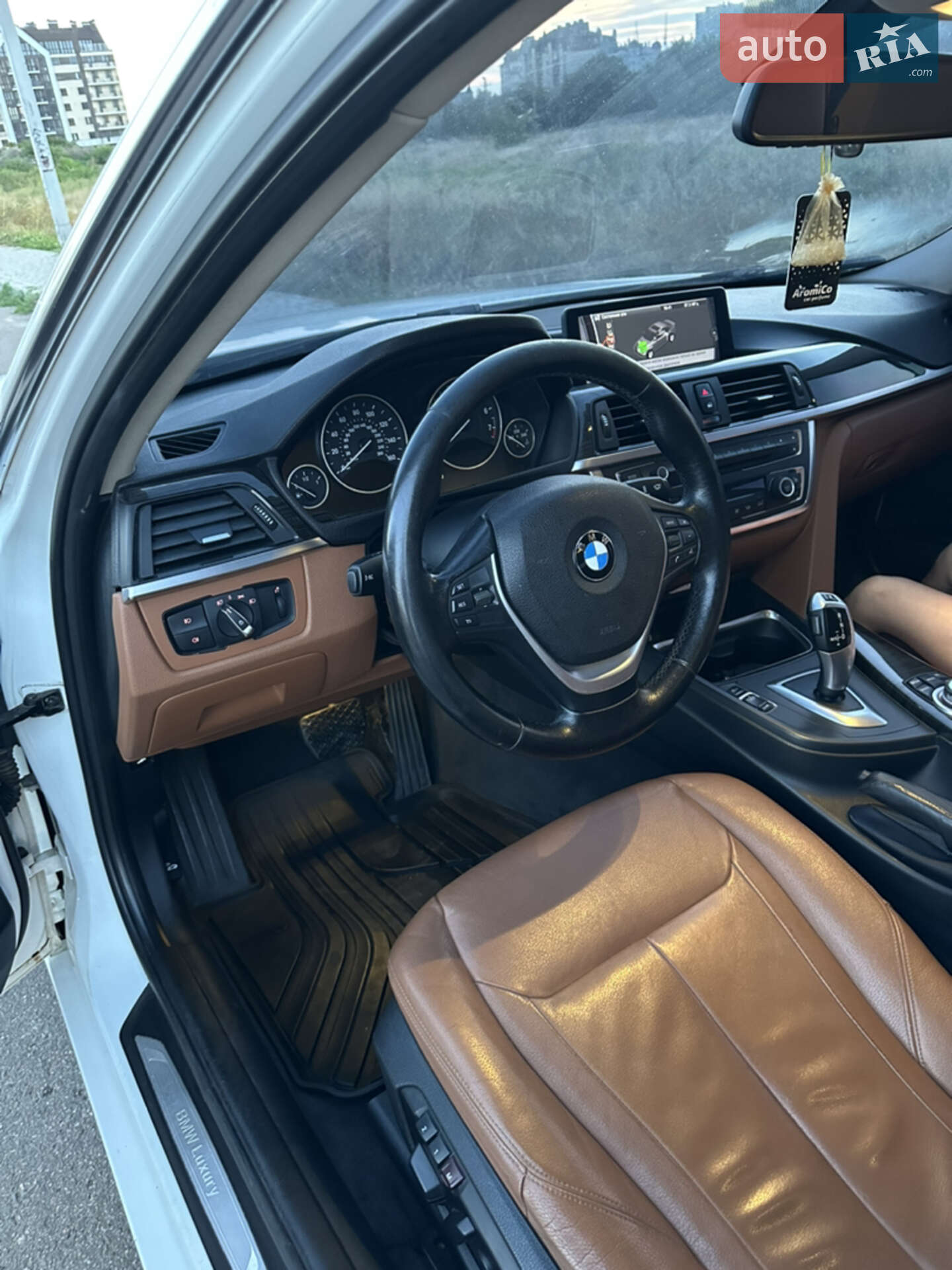 BMW 3 Series 2012 VIN WBA3B3C55DF531694 фото оголошення 6 з 9