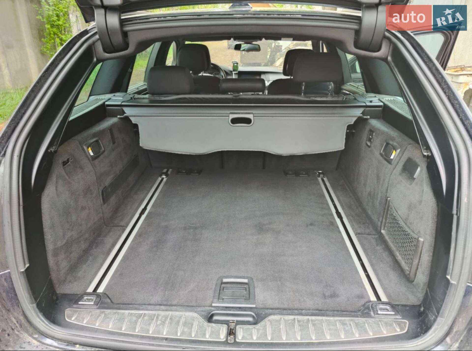 BMW 5 Series 2013 VIN WBAMX11080DY16042 фото оголошення 3 з 25