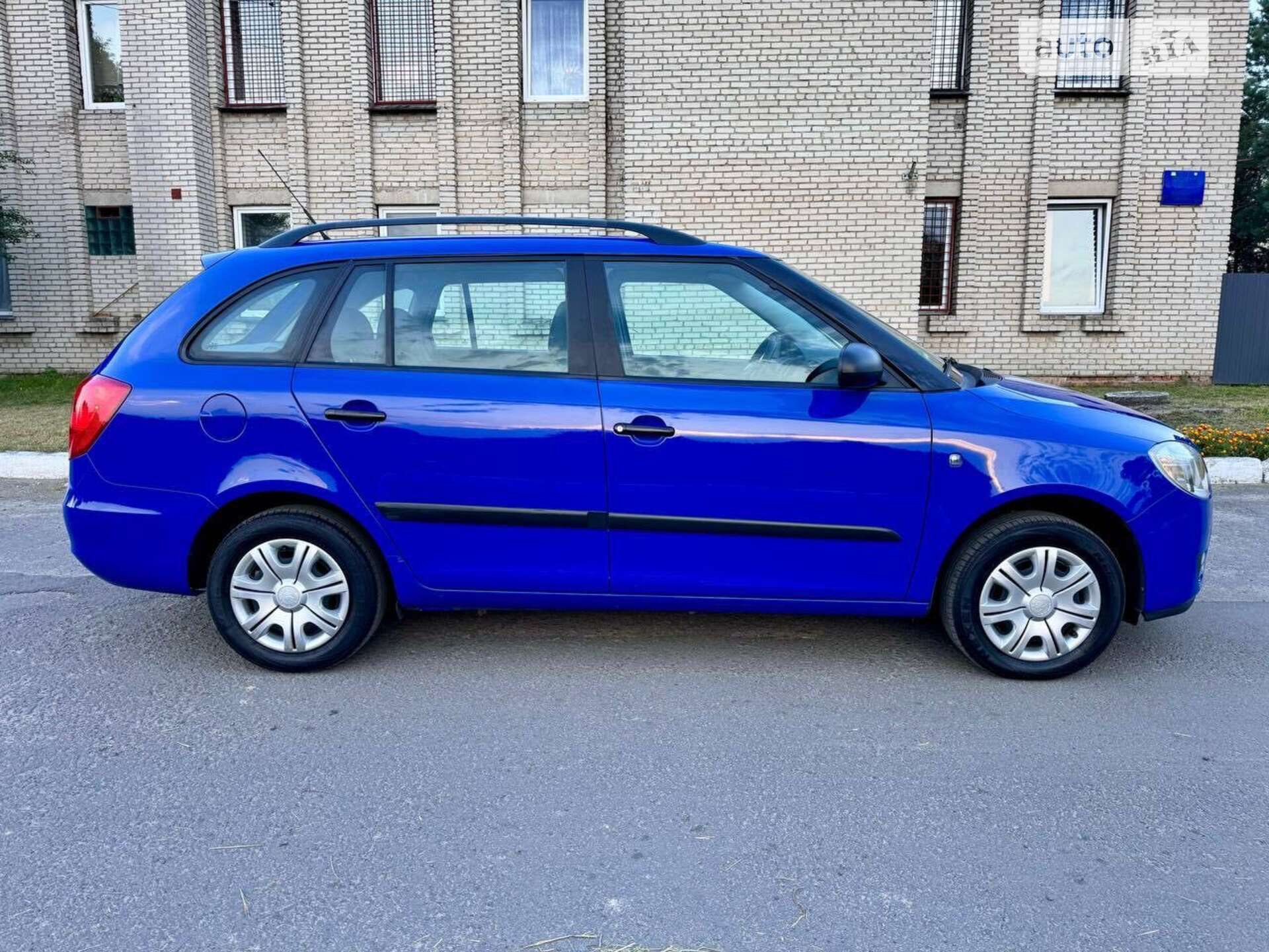 Skoda Fabia 2010 VIN TMBFH65J4A3021781 фото оголошення 4 з 17