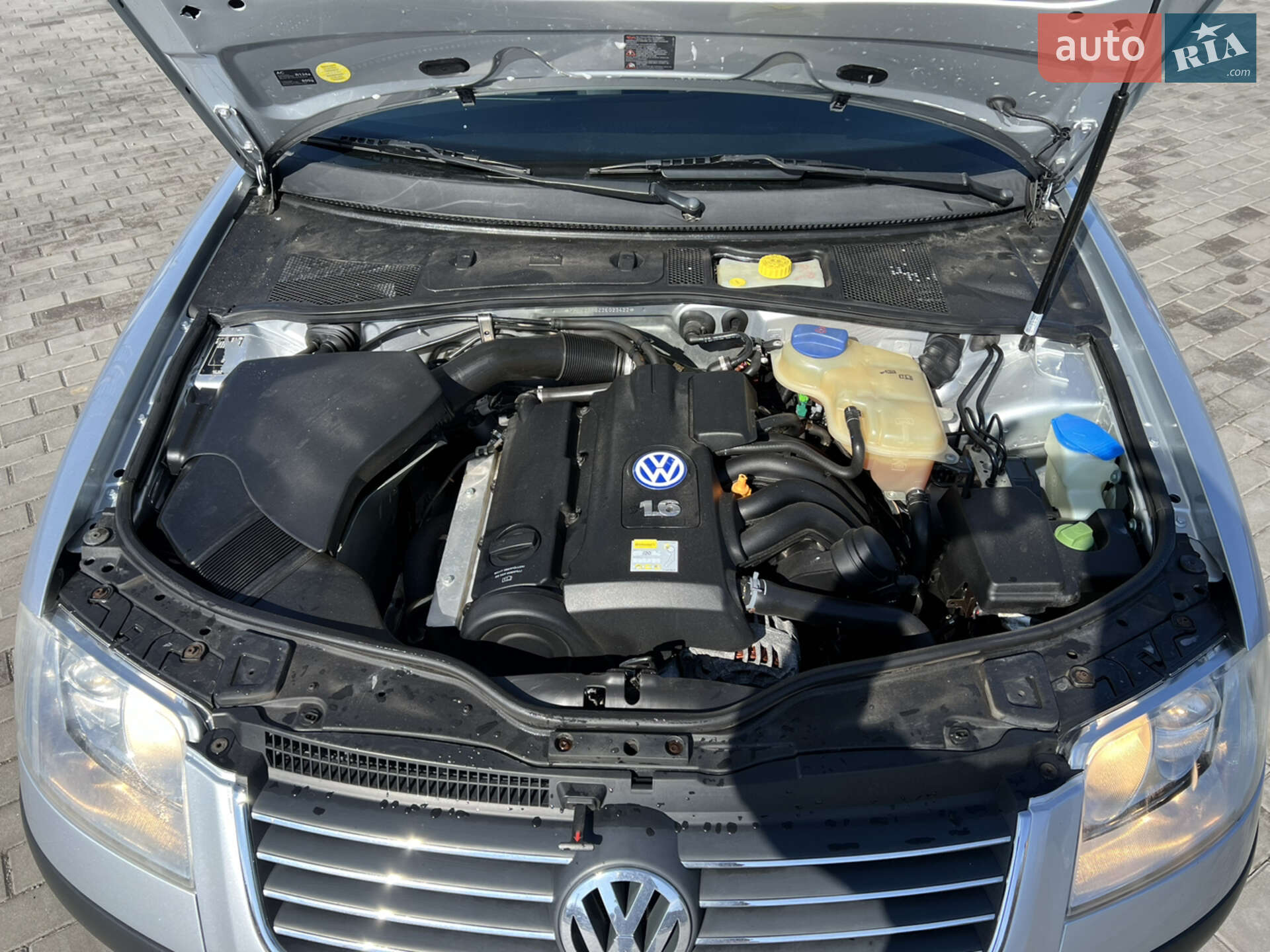 Volkswagen Passat 2003 VIN WVWZZZ3BZ2E023422 фото оголошення 4 з 23
