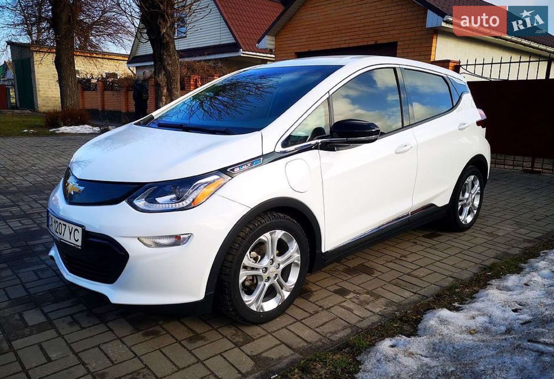 Chevrolet Bolt EV 2019 VIN 1G1FY6S00L4104867 фото оголошення 2 з 7