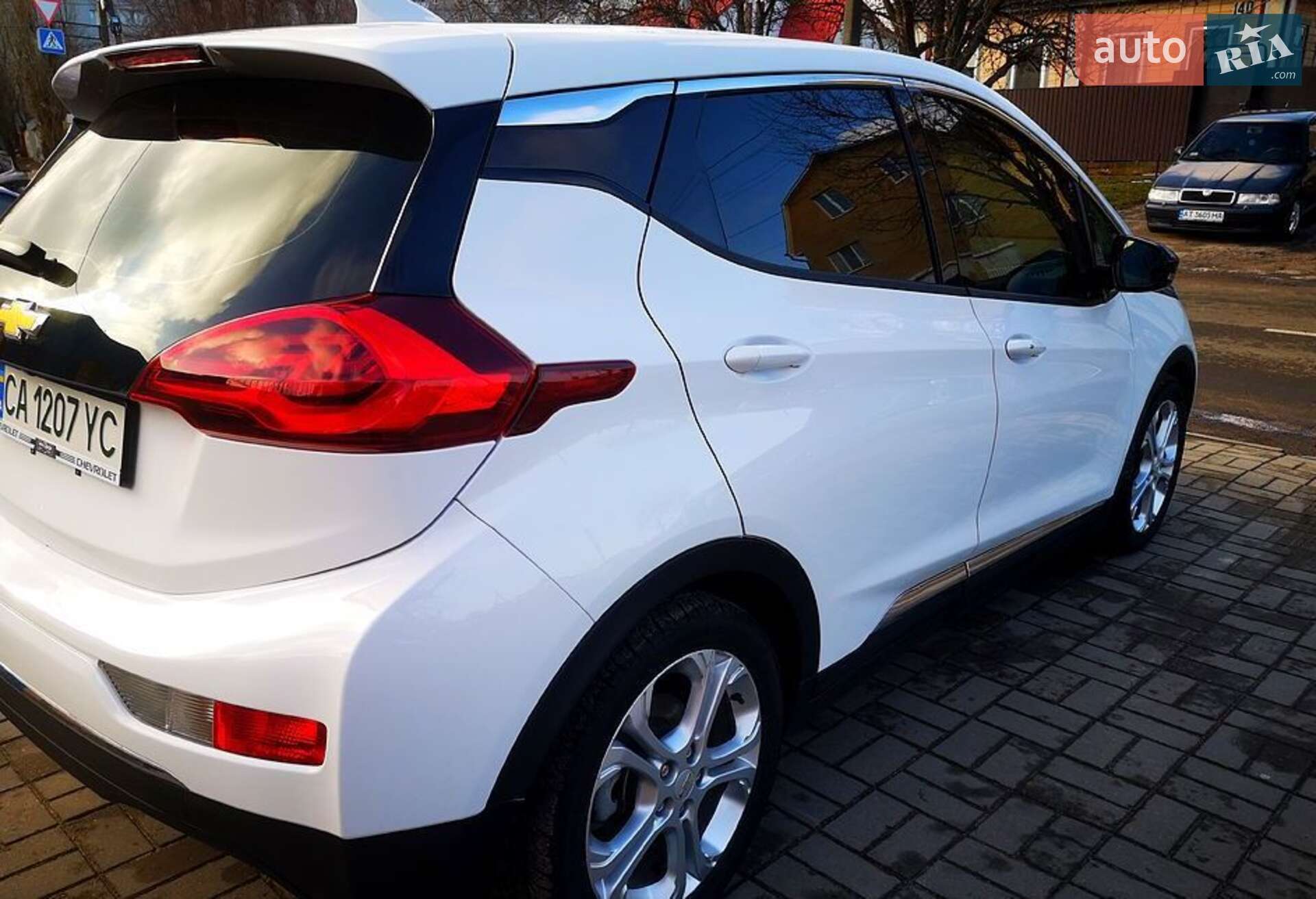 Chevrolet Bolt EV 2019 VIN 1G1FY6S00L4104867 фото оголошення 3 з 7