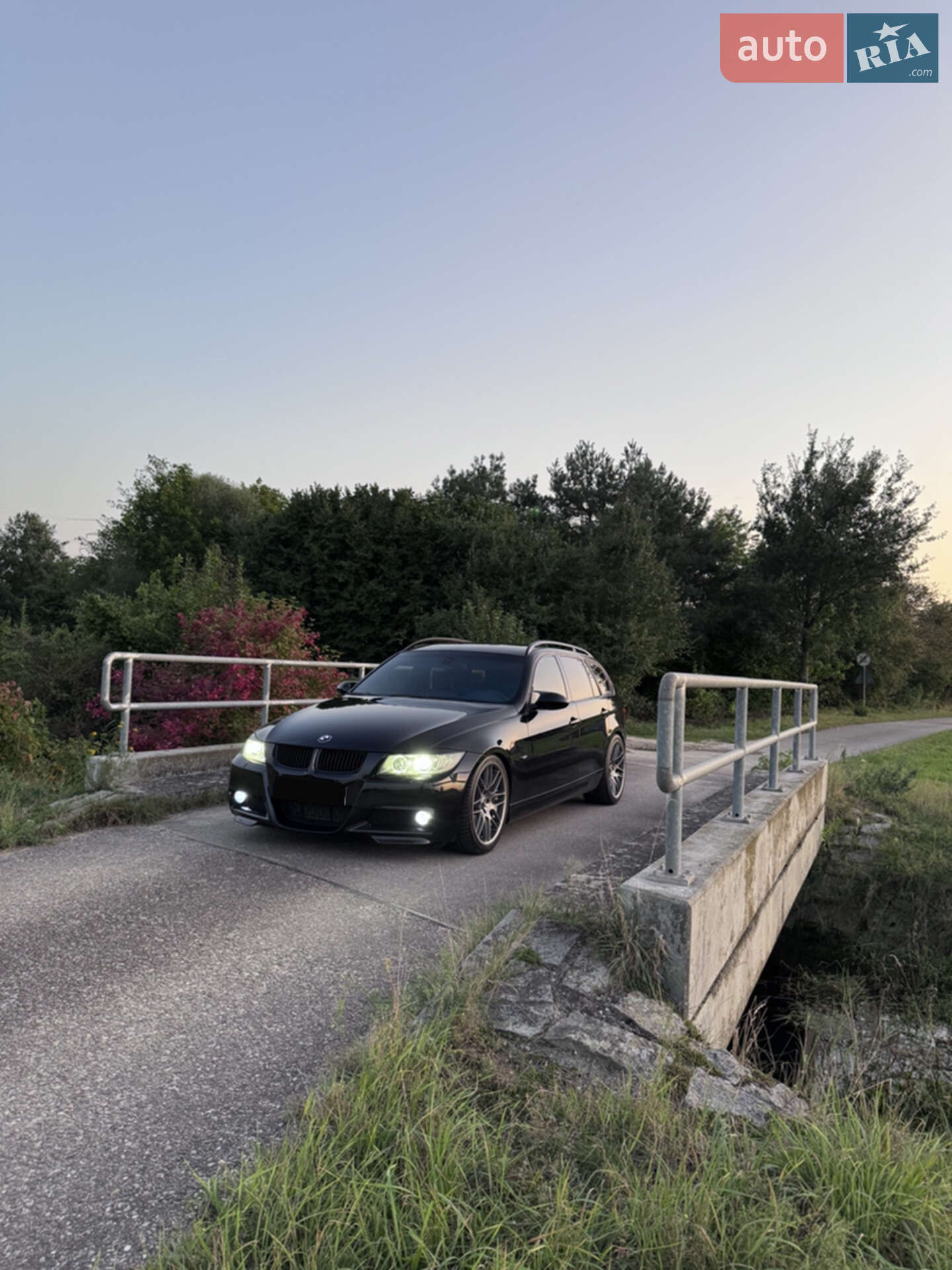 BMW 3 Series 2008 VIN WBAVU51000A323753 фото оголошення 12 з 14