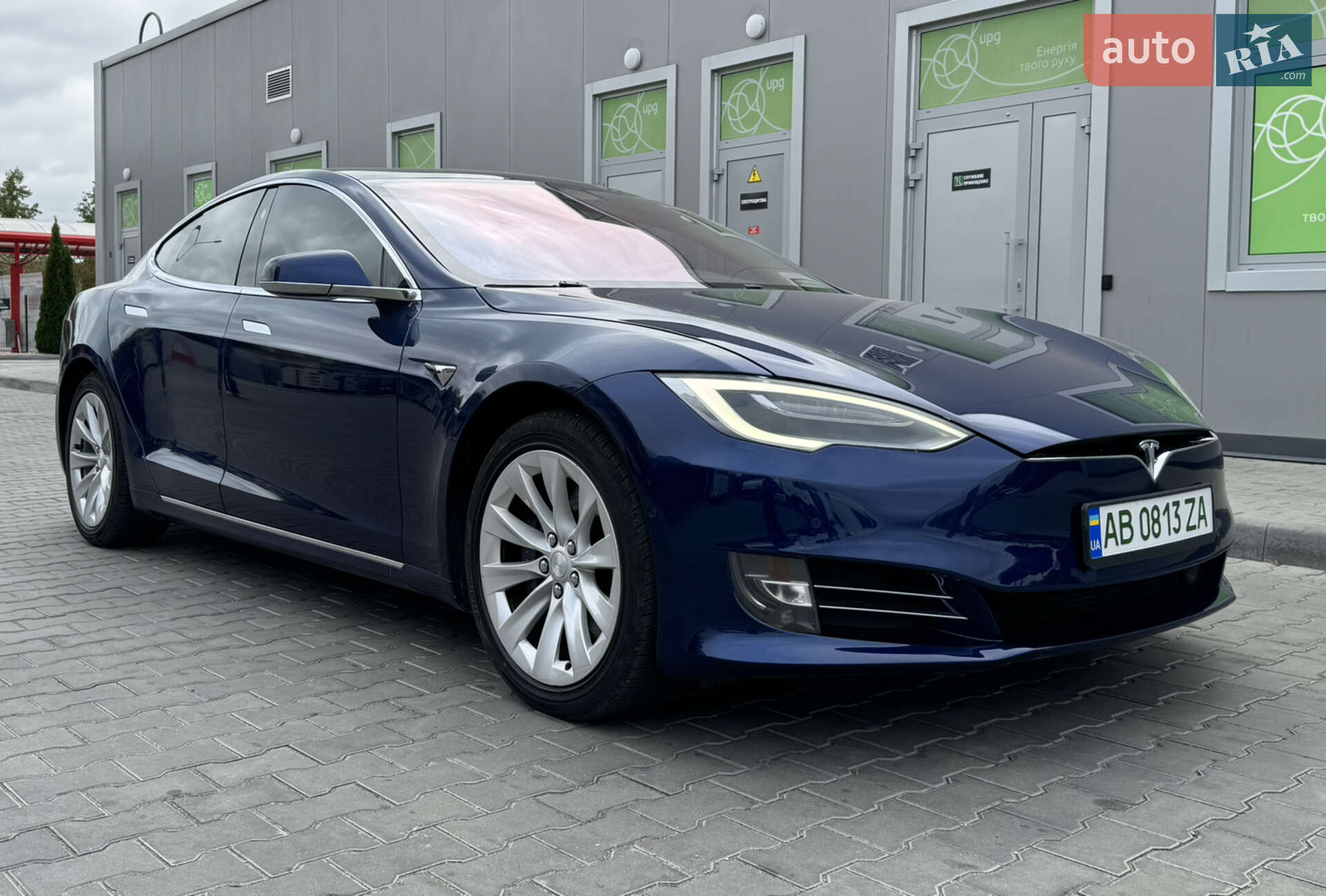 Tesla Model S 2018 VIN 5YJSA1E23JF263530 фото оголошення 3 з 27