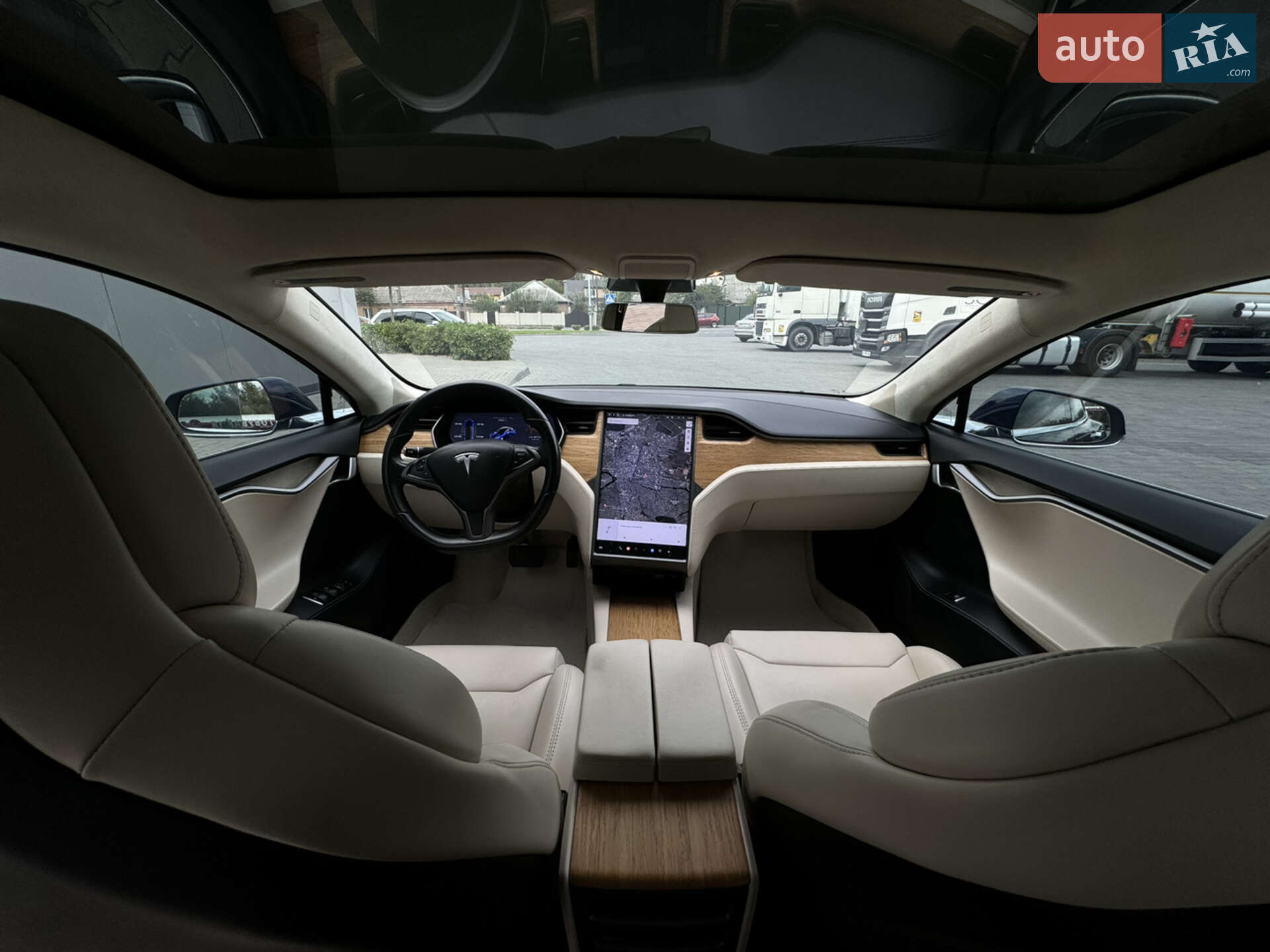 Tesla Model S 2018 VIN 5YJSA1E23JF263530 фото оголошення 15 з 27